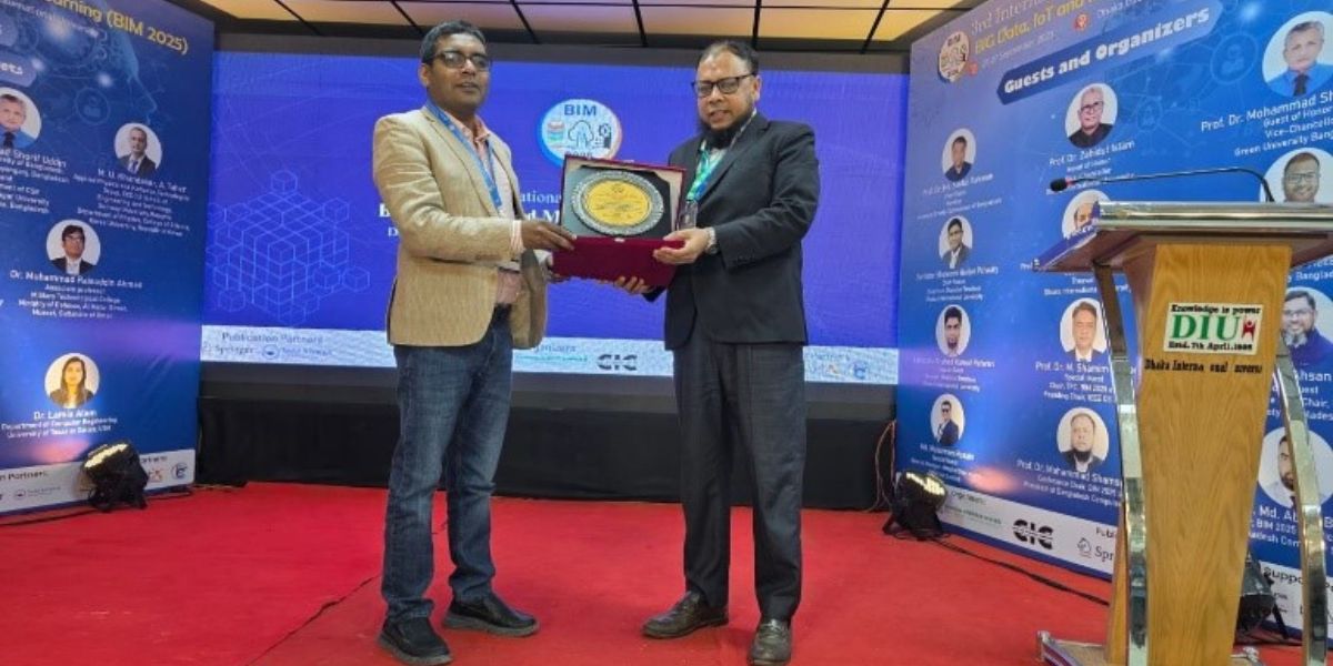 Prof. Raisuddin Ahmed Presented a keynote Speech on IoT for Controlled Environments